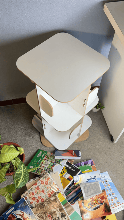 حوّل فوضى الكتب إلى نظام أنيق في ثواني – مكتبة عصرية مع الضمان